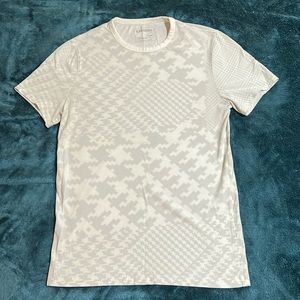 Express White Houndstooth Short Sleeve Tee